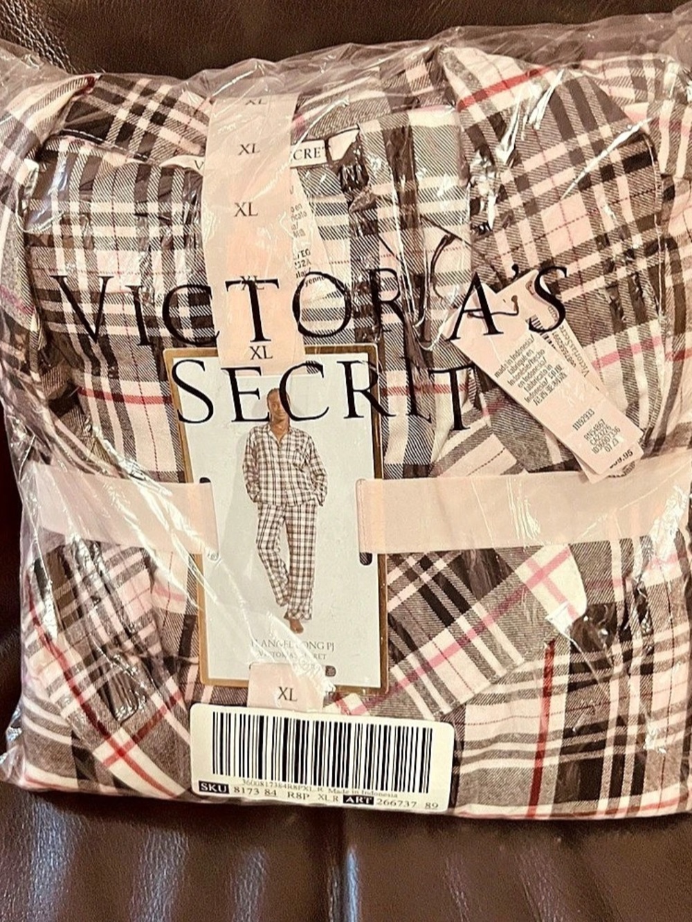 Victoria Secrets Cream Flannel Pajama Set XL regular